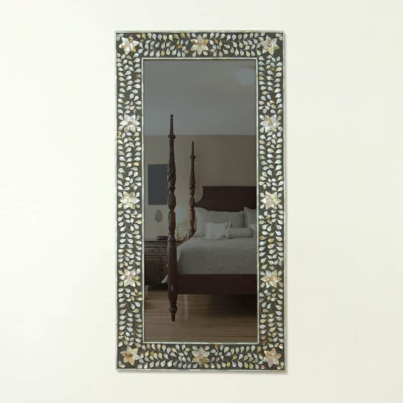 Mother Of Pearl Rectangle Mirror Iris Furnishing 800x800 05 Mirror Black Small Front Solo